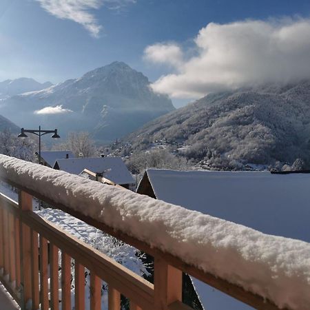 Chalet Cote Cour A 10 Min De La Station Oz Exterior foto